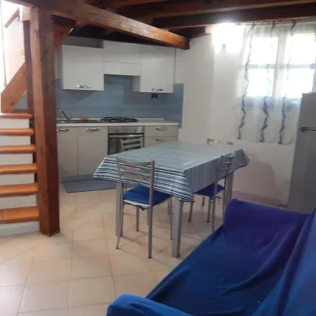 Casa Vacanze Tulipano Con Giardino 150 Mt Dal Mare Àrbatax