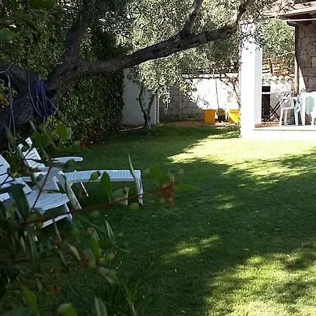 Casa Vacanze Tulipano Con Giardino 150 Mt Dal Mare Feriehus *